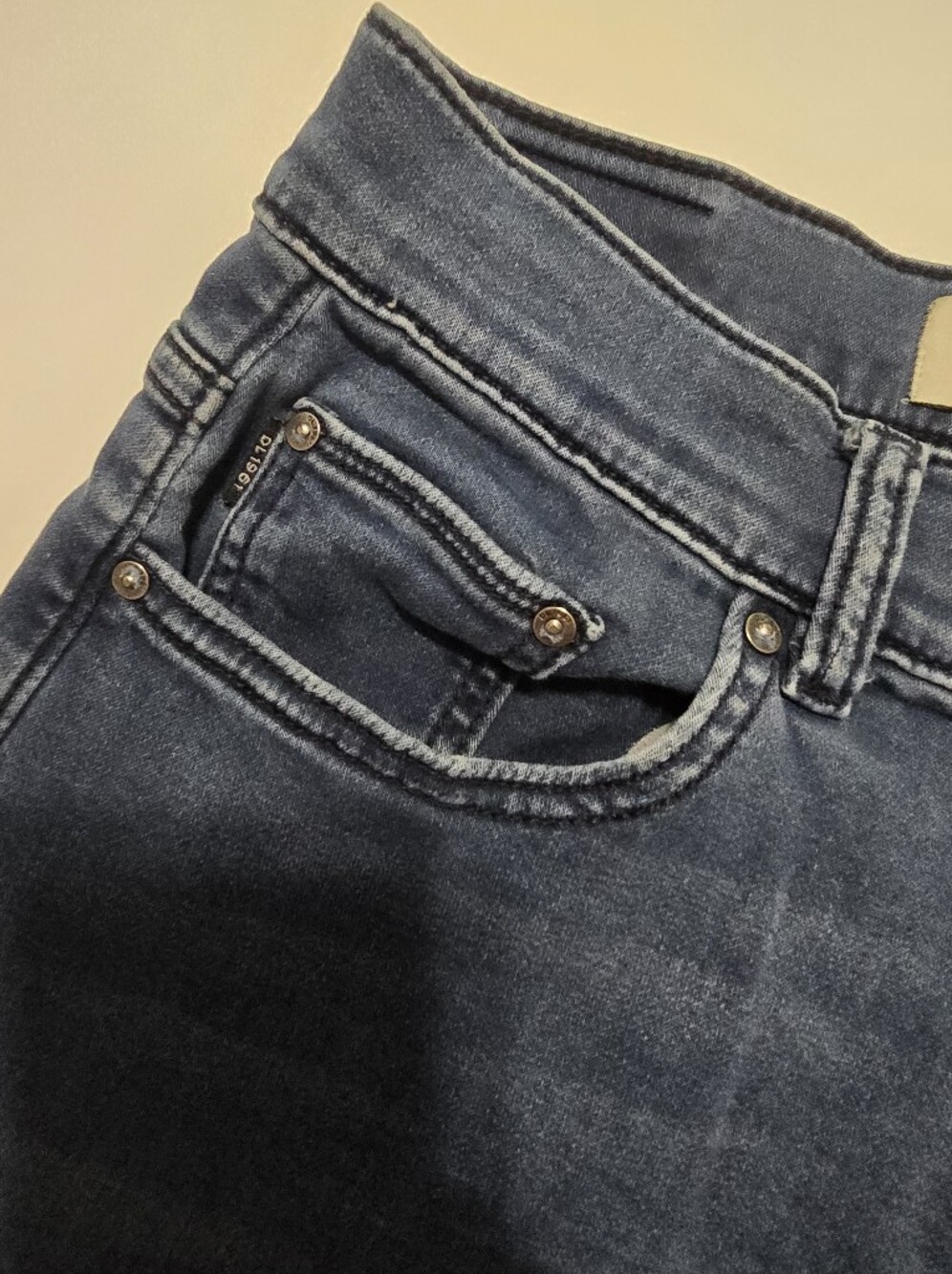 DL1961 Hepburn Wide Leg high Rise Denim Size 27 - Picture 6 of 16